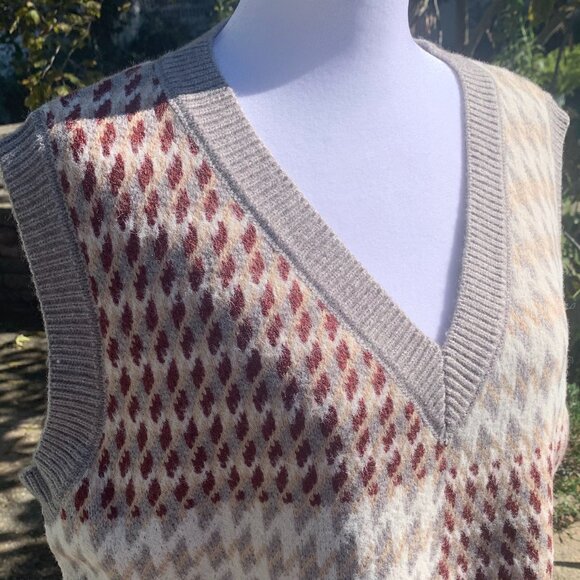 ASOS QED London Knitted Singlet in Multi Print Sweater Vest Oversized - Picture 5 of 16